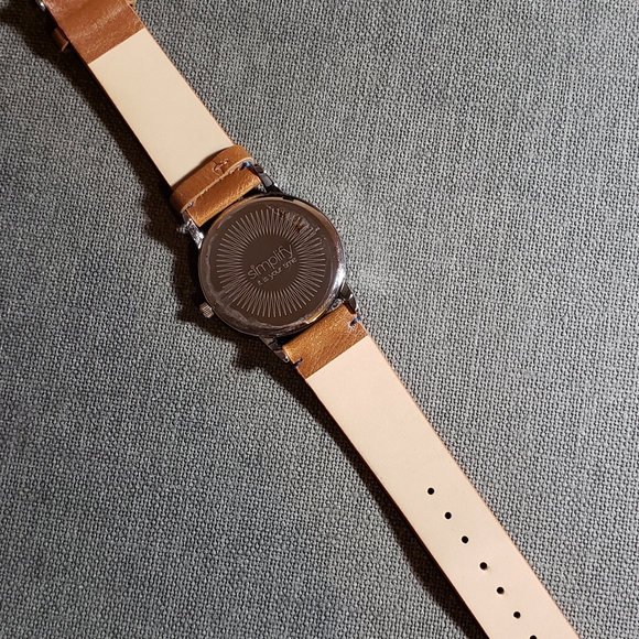 Watch - Picture 2 of 2